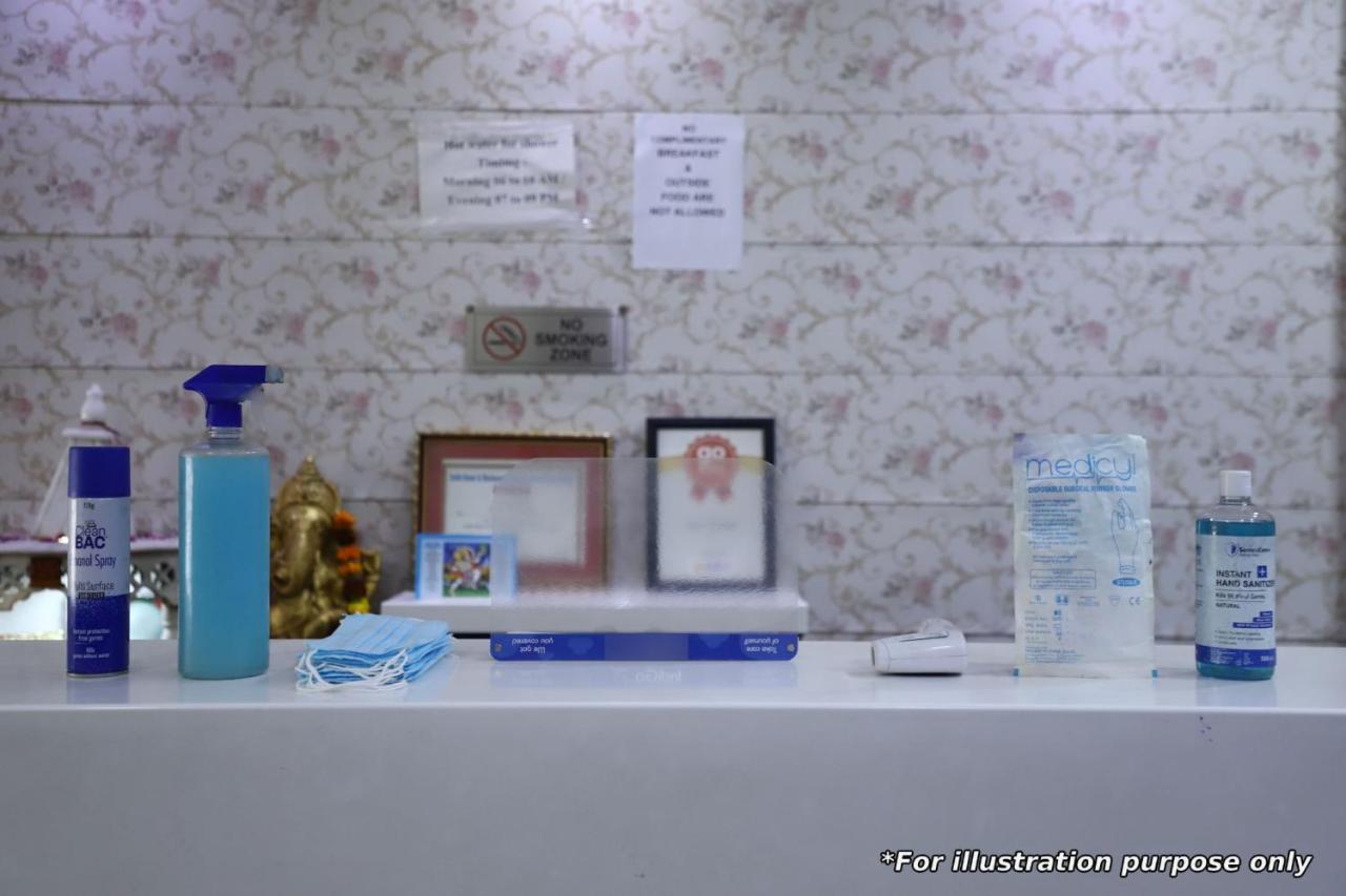 Capital O Hotel Royal Inn Near Gomti Riverfront Park Lucknow Eksteriør billede